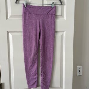 Girls Nike drink fit leggings.  purple M